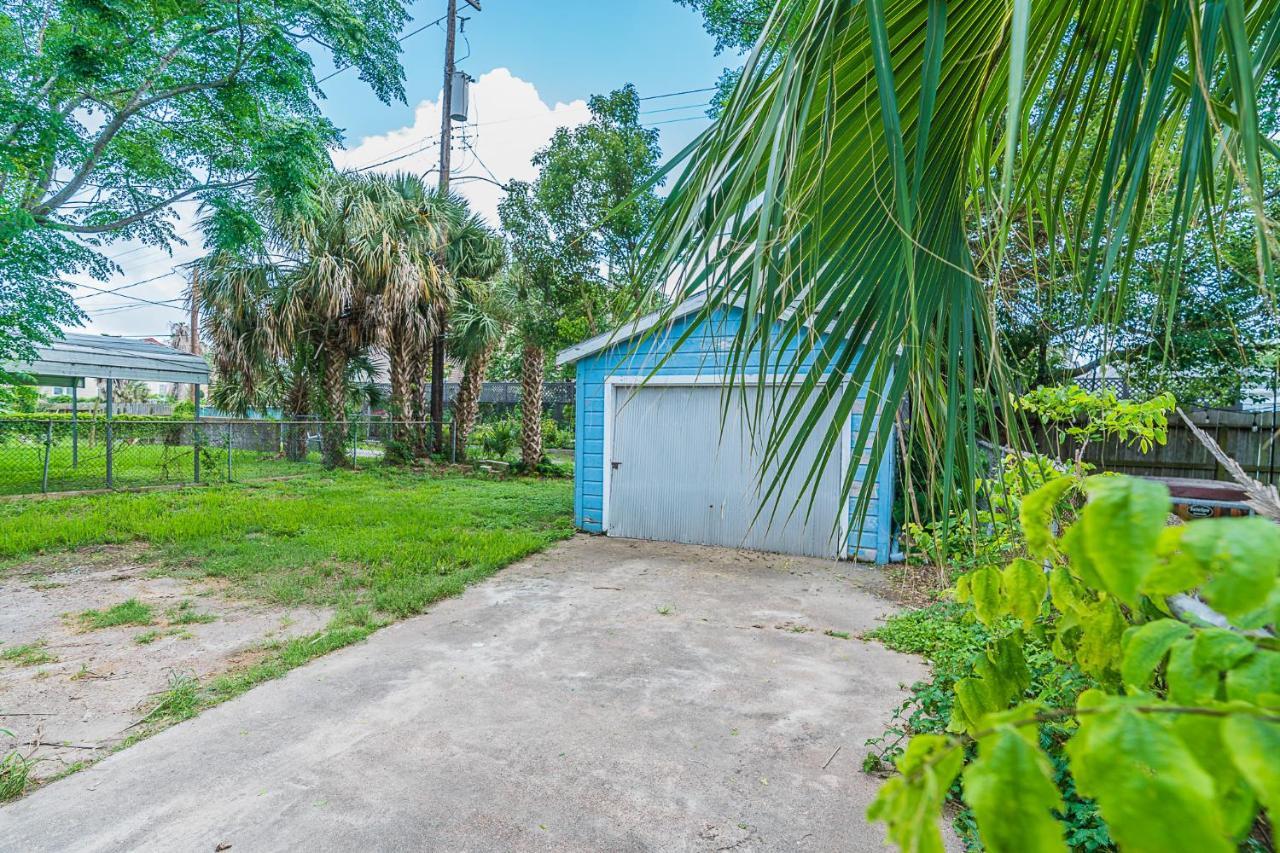 Uptown Cottage Newly Updated Home Near The Strand Galveston Harbor And Utmb Esterno foto