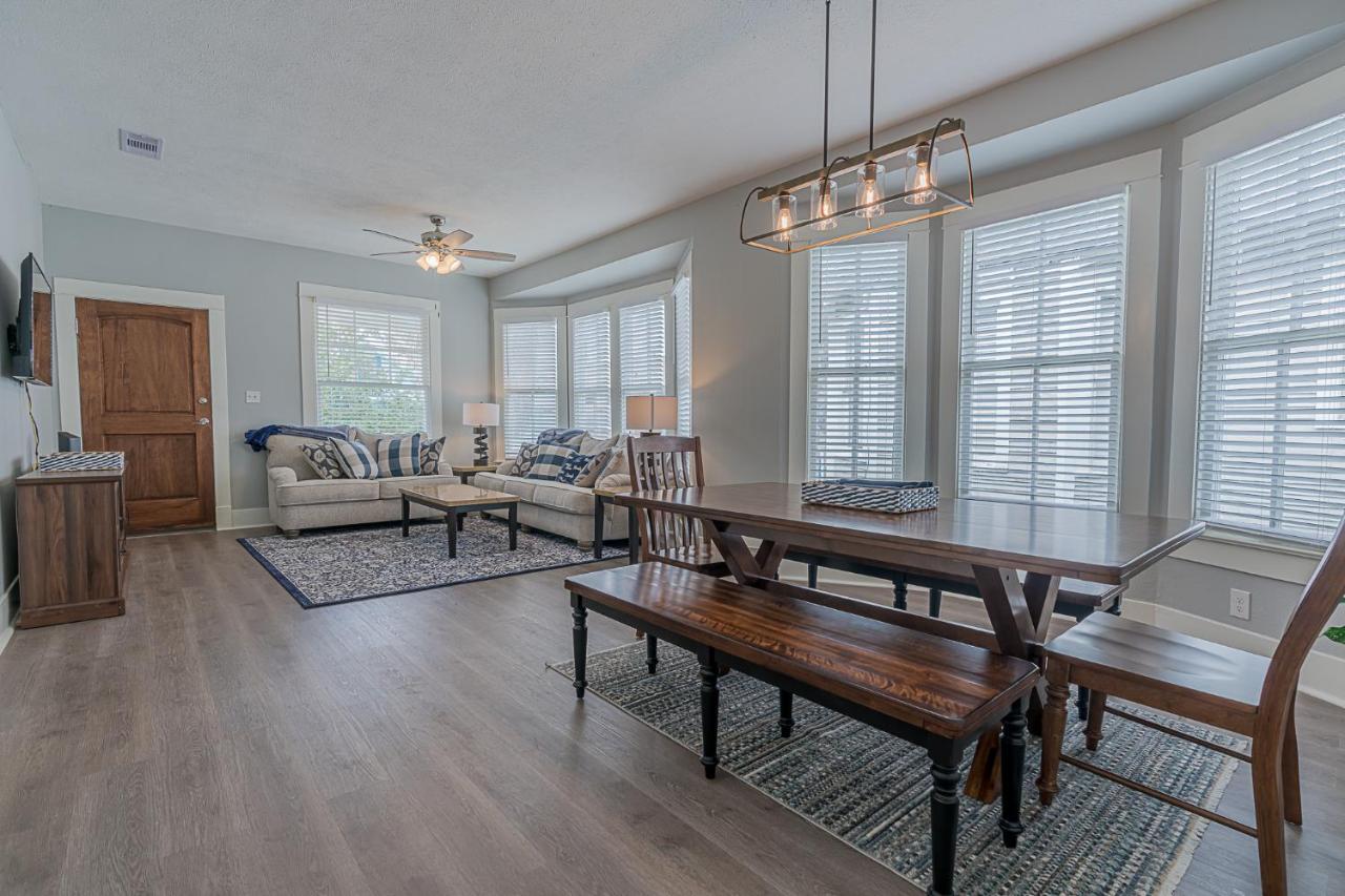 Uptown Cottage Newly Updated Home Near The Strand Galveston Harbor And Utmb Esterno foto